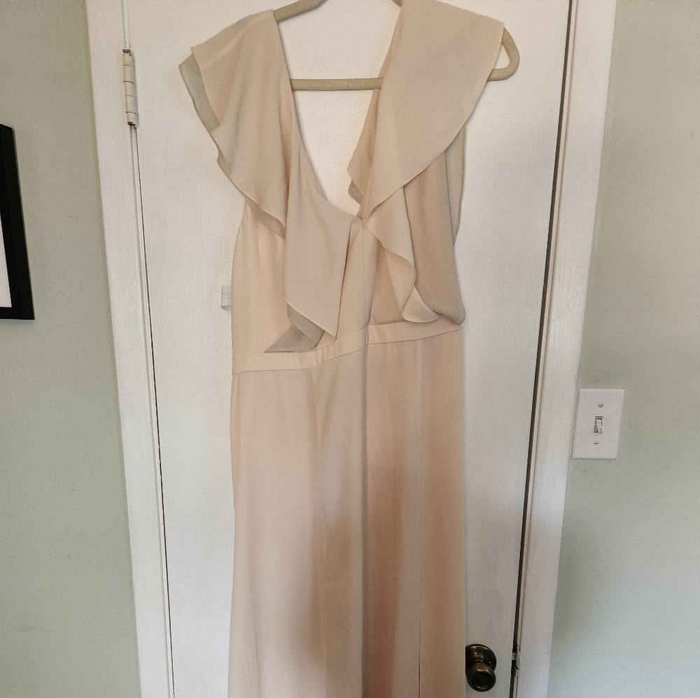 Fame and Partners flutter sleeve Champagne evening dress